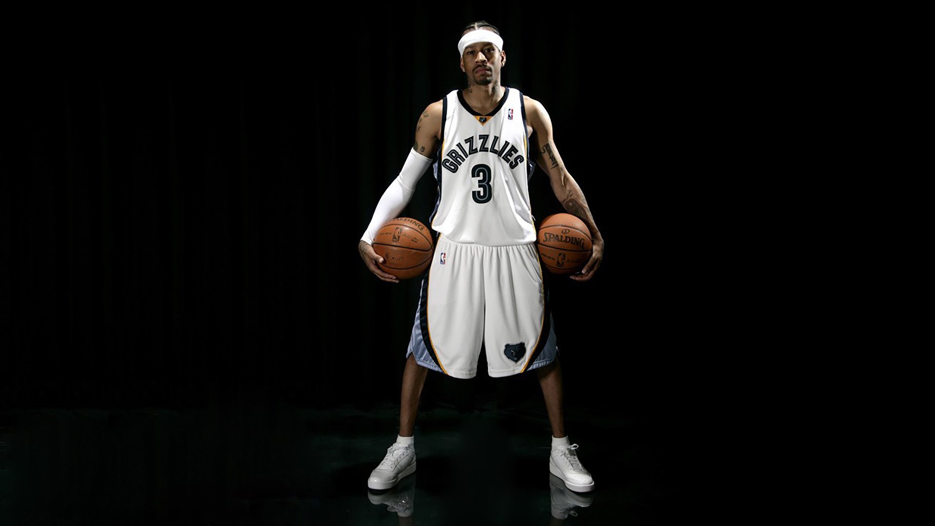 灰熊对阵广厦队,克莱持续制造杀伤,诠释现代篮球的唯一性艺术